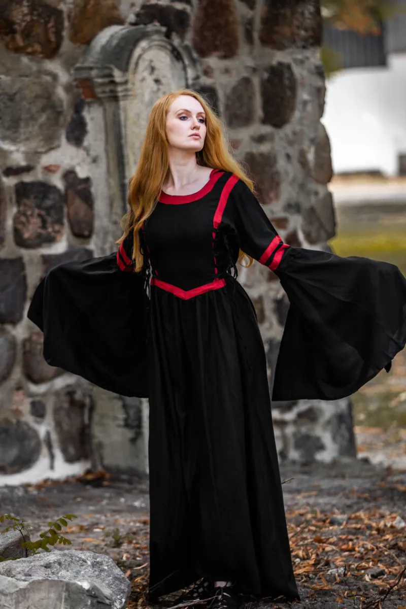 Best Sale Leonardo Carbone 4905 Kapuzenkleid aus Viskose "Isolde"
