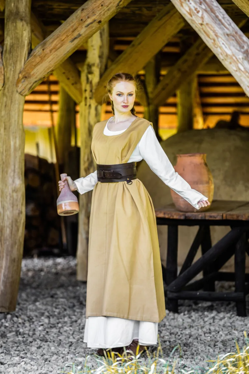 Store Leonardo Carbone Bäuerliches Überkleid "Gerda" Honig Braun