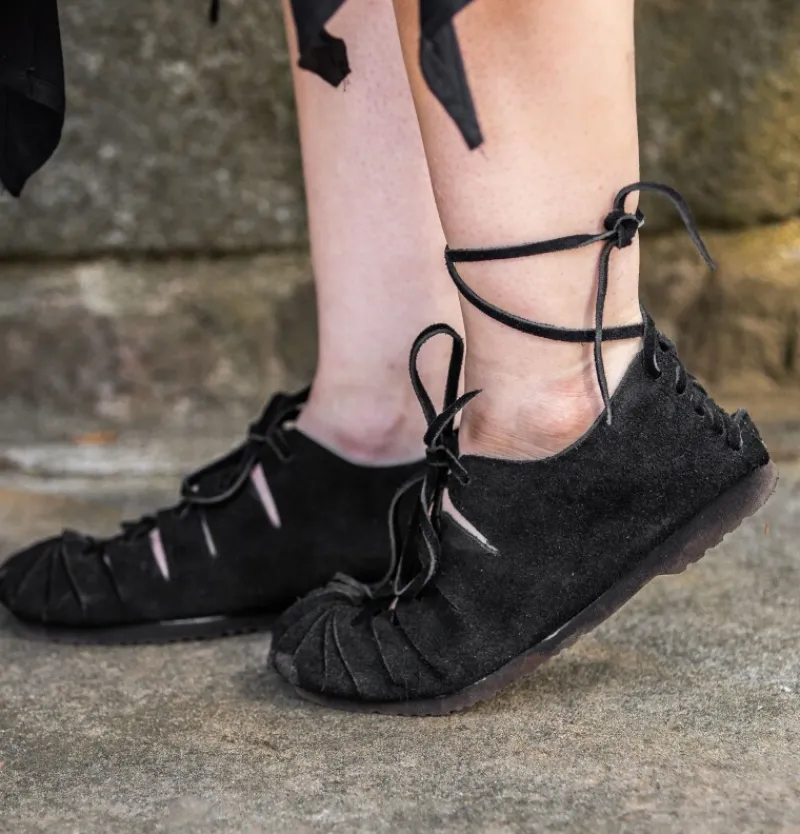 Sale Leonardo Carbone Bundschuhe aus Veloursleder Schwarz