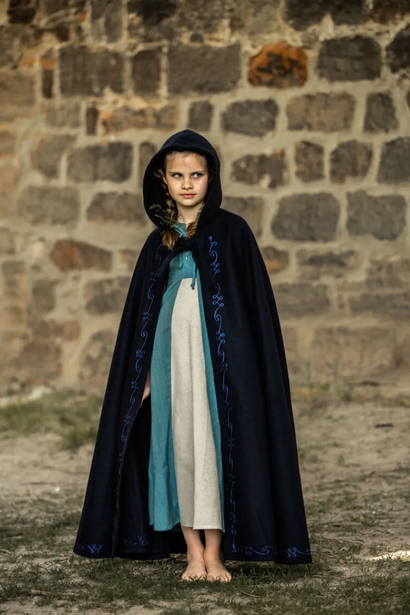 Online Leonardo Carbone Kinderumhang mit Stickerei Wolle "Hedda" Blau