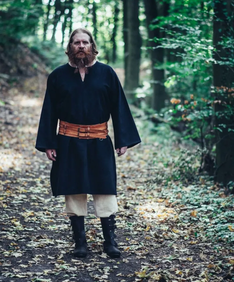 Discount Leonardo Carbone Klassische Wikinger Tunika "Thor" Schwarz