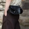 Flash Sale Leonardo Carbone Ledergürteltasche "Erin"mit keltischer Prägung Schwarz