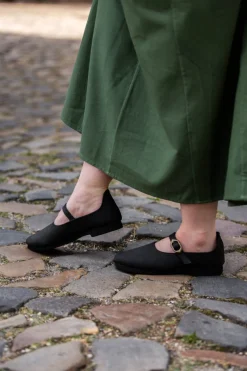 Sale Leonardo Carbone Mittelalter-Damenschuhe "Rieke" Schwarz