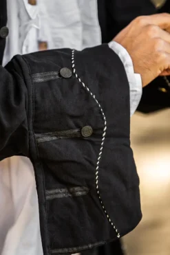 Fashion Leonardo Carbone Piraten-Gehrock 