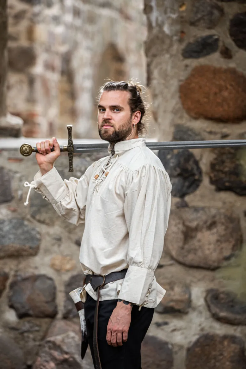 Flash Sale Leonardo Carbone Piratenhemd "Claude" mit geschnürten Manschetten Natur