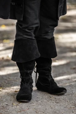 Cheap Leonardo Carbone Piratenstiefel aus Wildleder "Geoffrey" Schwarz