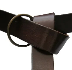 Clearance Leonardo Carbone Ringgürtel aus Leder mit keltischem Muster