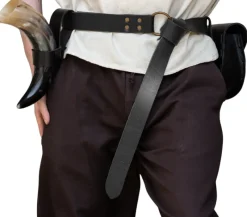 Shop Leonardo Carbone Ringgürtel aus Leder mit keltischem Muster "Kegan" Schwarz