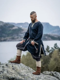 Hot Leonardo Carbone Tunika mit Bordüre "Halvor" Schwarz