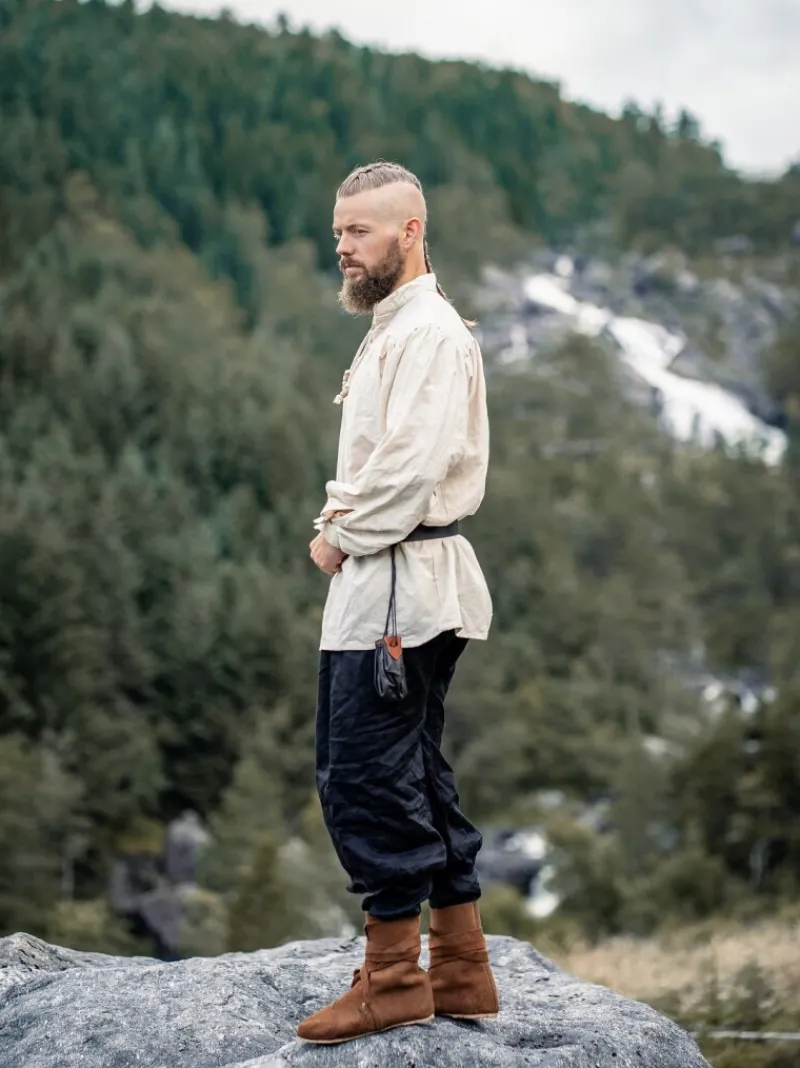 Cheap Leonardo Carbone Typisches Mittelalter Stehkragen-Schnürhemd "Friedrich" Natur