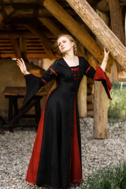 New Leonardo Carbone Viskosekleid mit Trompetenärmeln 