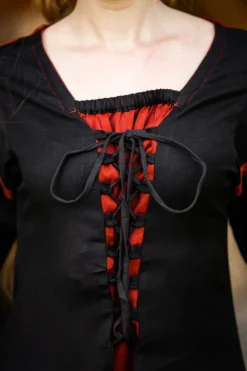 New Leonardo Carbone Viskosekleid mit Trompetenärmeln 