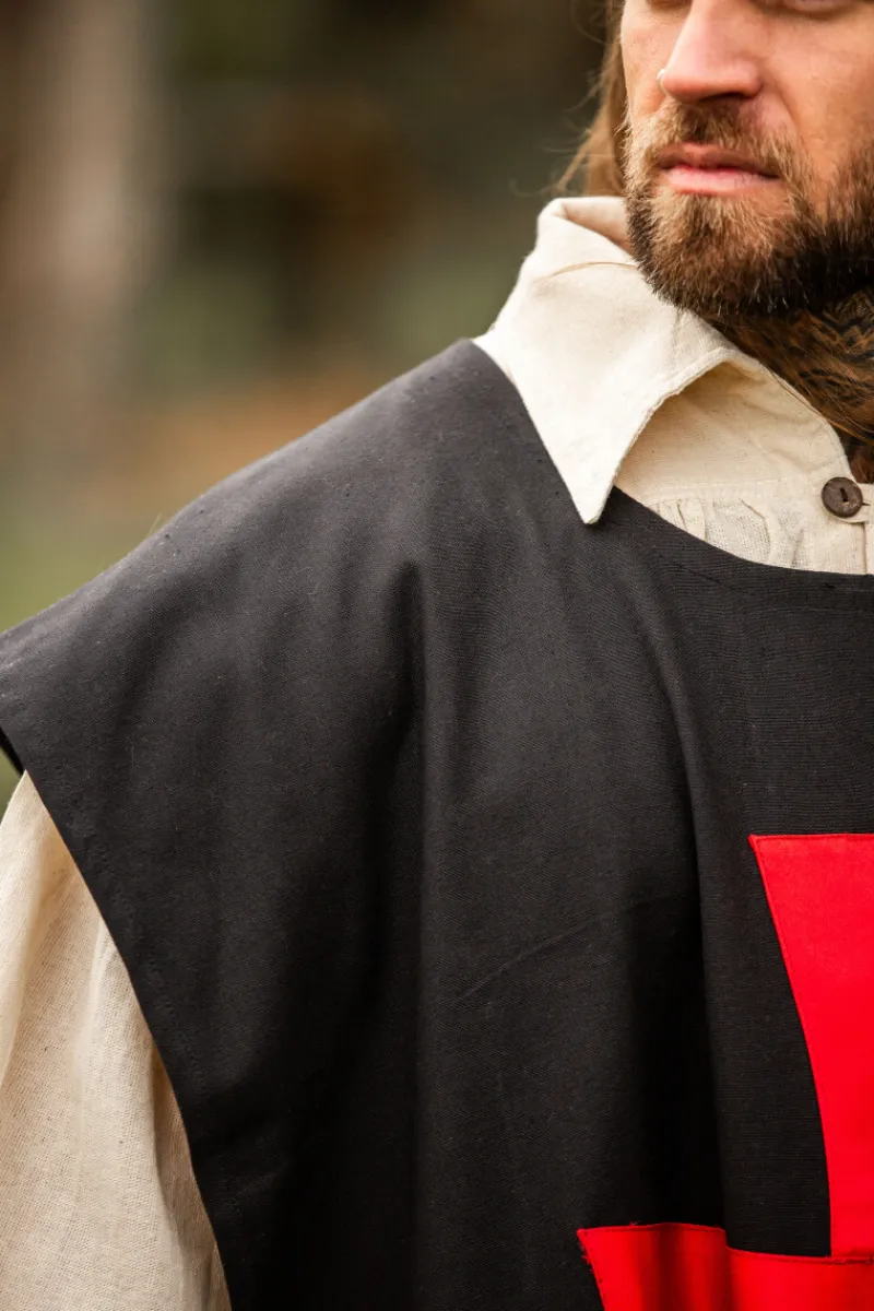 Sale Leonardo Carbone Waffenrock der Tempelritter Schwarz/Rot