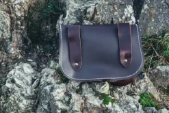 Cheap Leonardo Carbone Wikinger Leder Gürteltasche "Hulda" mit keltischem Knoten Braun