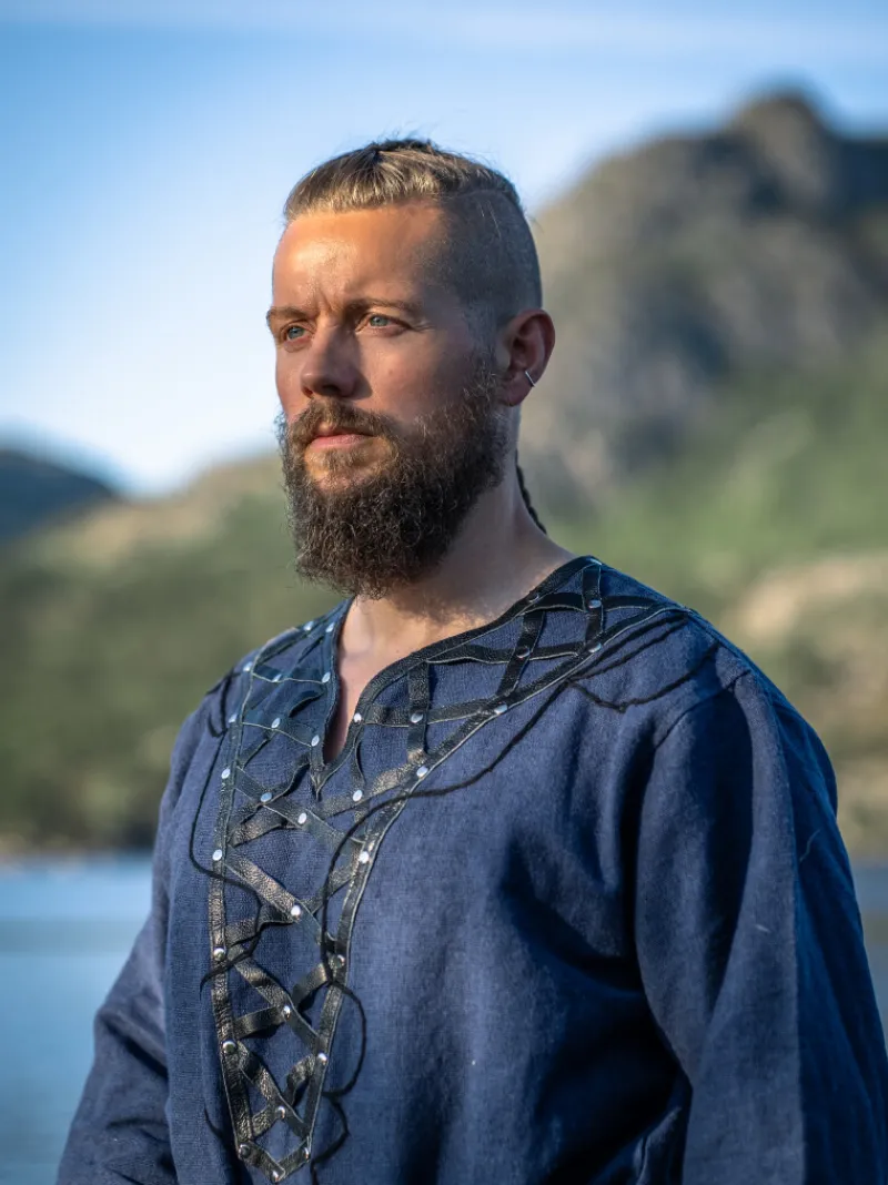 Fashion Leonardo Carbone Wikinger Tunika "Erik" Dunkelblau
