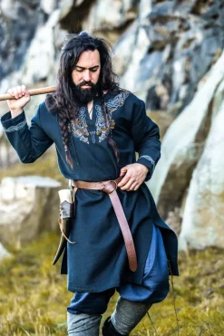 Fashion Leonardo Carbone Wikinger Tunika "Snorri" mit Urnes-Stil Handstickerei Schwarz