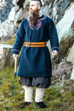 Clearance Leonardo Carbone Wikinger Tunika "Snorri" mit Urnes-Stil Handstickerei Schwarz-Rot Schwarz mit Roter Stickerei
