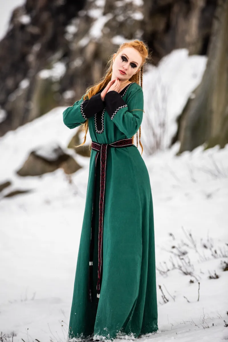 Cheap Leonardo Carbone Wikingerkleid "Freya" Grün