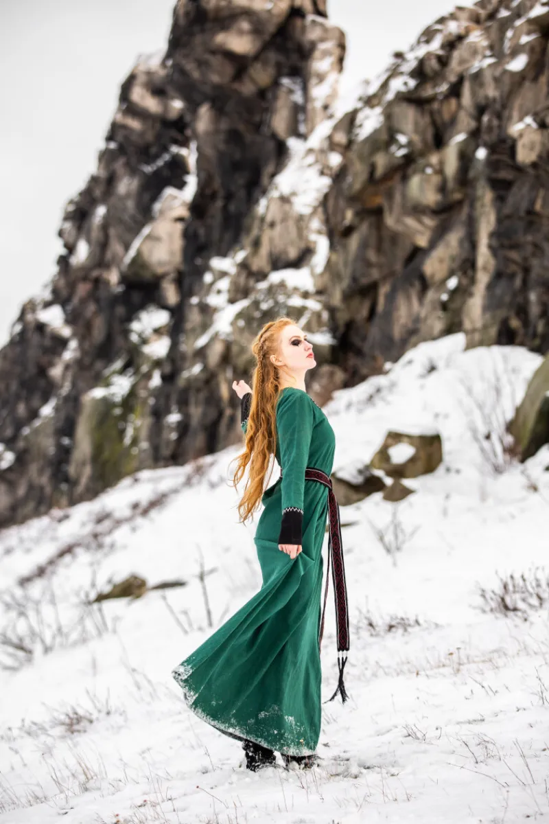 Cheap Leonardo Carbone Wikingerkleid "Freya" Grün