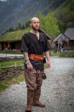 Discount Leonardo Carbone Wikinger-Kurzarmtunika "Olaf" Schwarz