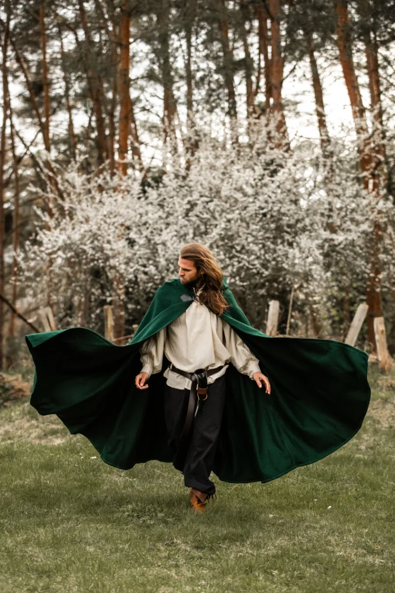 Clearance Leonardo Carbone Wollumhang mit Wolfsschließe "Tjark" Grün